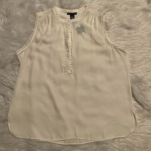 Chelsea and Theodore white sleeveless top size XL